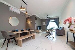 Room - The Platino Sweet Peony 3BR8Pax @ Paradigm Mall (Tebrau)