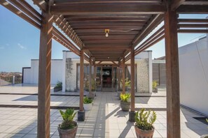 شرفة/رواق
