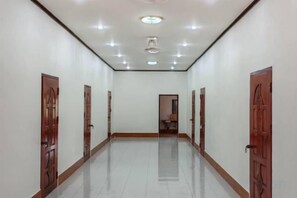Unclassified image, 3 of 24, button - Laos Supre Hotel (Luang Prabang)