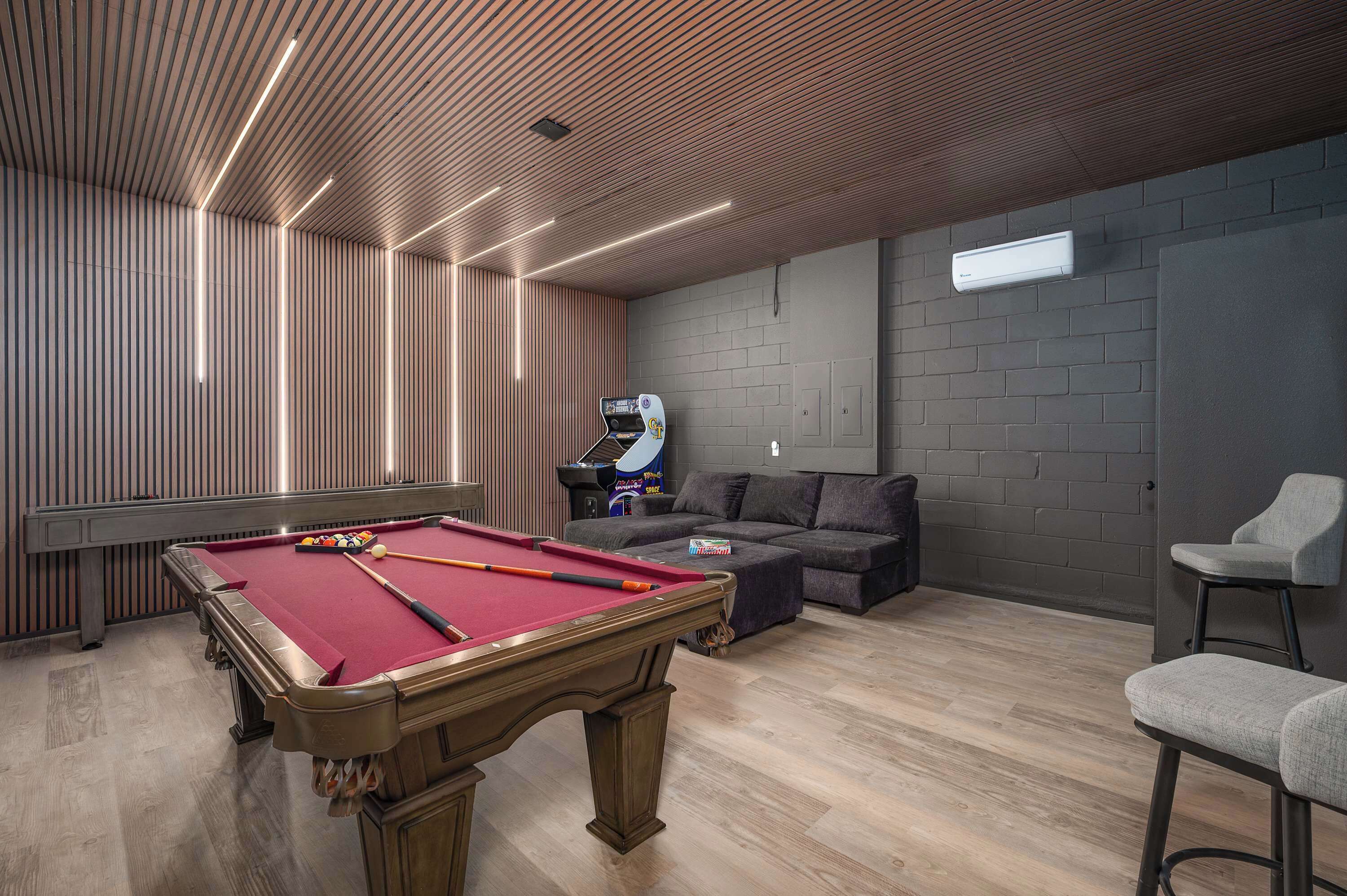Spielezimmer