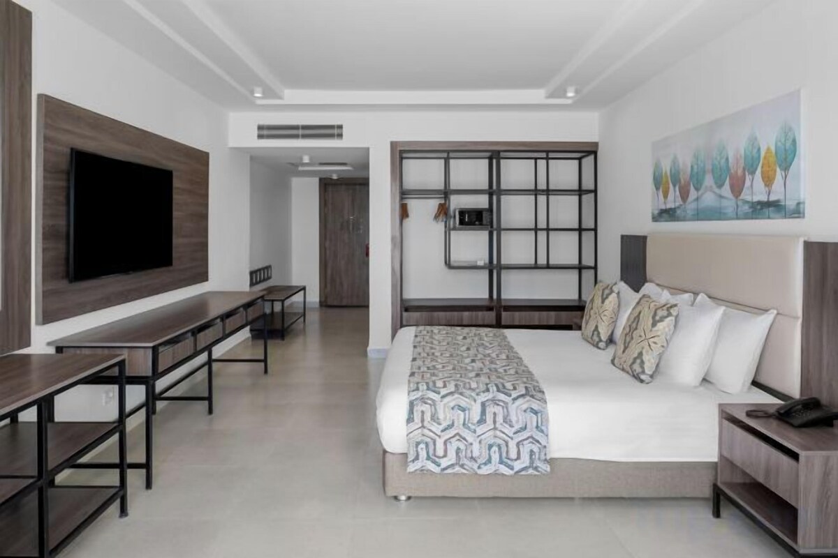 Deluxe Double Or Twin Room With Garden View