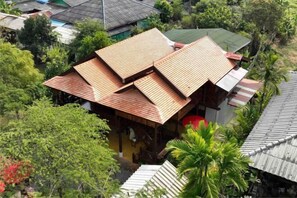 บริเวณภายนอก