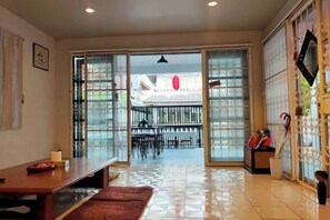 Unclassified image, 5 of 43, button - Japanese style house, Bangsaen (Chon Buri)