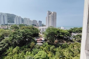 الإطلالة من المنشأة