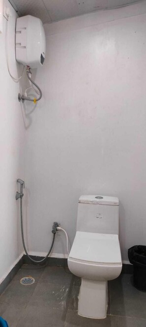 Articles de toilette gratuits, serviettes fournies, savon, shampoing