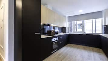 Classic Double Room, 1 Large Single Bed, Non Smoking | Living area