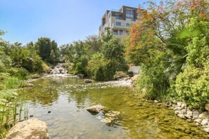 Property grounds - Stella Stays Majestic 2Bdr Barari (Dubai)