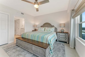 3 bedrooms, iron/ironing board, Internet, bed sheets