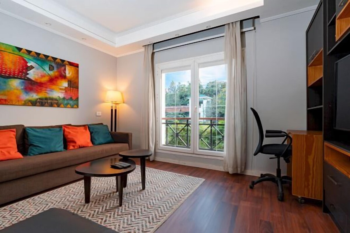One-Bedroom Apartment