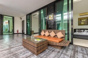 Room - 4 Bedroom Modern Pool Villa (BL10) (Hua Hin)