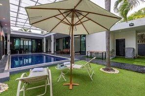 Outdoor pool - 4 Bedroom Modern Pool Villa (BL10) (Hua Hin)