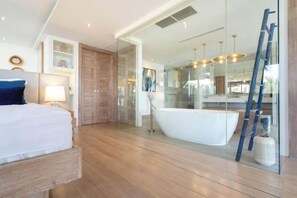 Room - Phuket Royal Marina & Resort 4 bedroom Penthouse (Phuket)