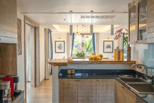Room - Phuket Royal Marina & Resort 4 bedroom Penthouse (Phuket)