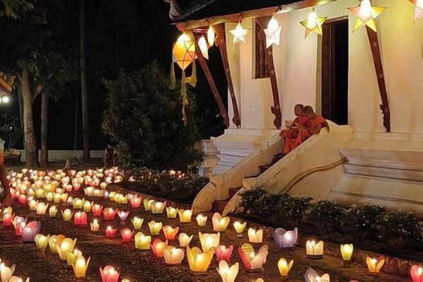 Property grounds - maple guesthouse (Luang Prabang)