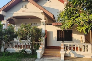 Exterior - maple guesthouse (Luang Prabang)