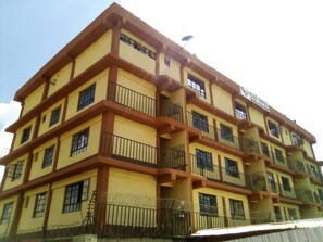 Exterior - Baaz Hotel Kakamega (Kakamega)