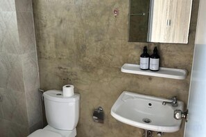 Bathroom - Mildmint Self Serviced (Phuket)