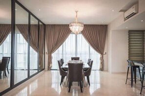 Dining - Tasteful Marina View 3BR Permas Balcony Seaview (Johor Bahru)