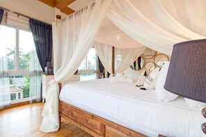 Soundproofing - 9 bedroom Stylish 2-Villa Combination by Hi At Home (Pattaya)
