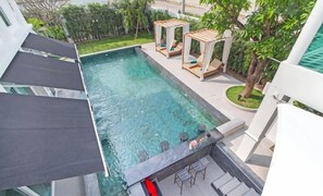 Pool - 9 bedroom Stylish 2-Villa Combination by Hi At Home (Pattaya)