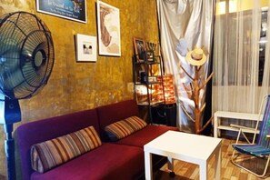 Room - Be Local BnB (Bangkok)