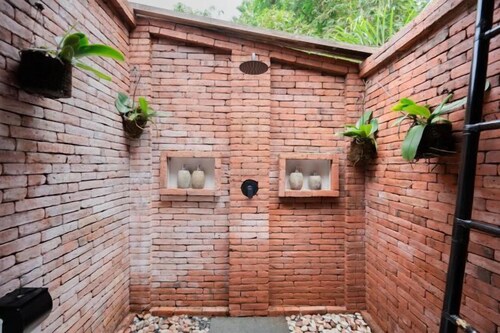 Nishiyama House Sambangan by The Lavana