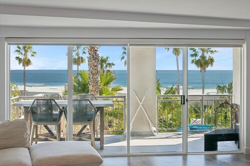 Apartment R202 - resort style relaxation!