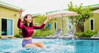 Sky hip resort jomtean pattaya