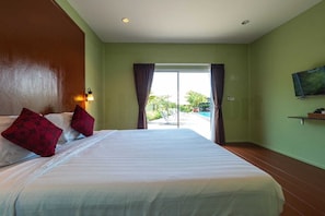 Free WiFi - Sky hip resort jomtean pattaya (Pattaya)