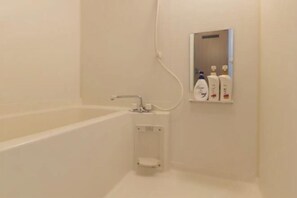 Room - Prosupa 5th #501 (Nagoya)