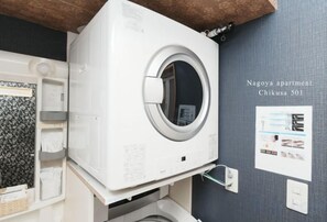 Unclassified image, 2 of 10, button - Prosupa 5th #501 (Nagoya)