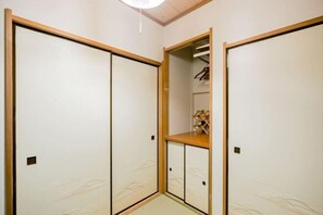 Room - Tokyo Dome City Amusement Park Homestay (Tokyo)