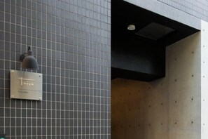 Unclassified image, 3 of 8, button - Trive Kanayama501 (Nagoya)