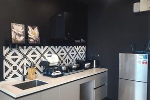 Room - 8Pax/Green View next to KL118 ChinaTown & Train (Kuala Lumpur)