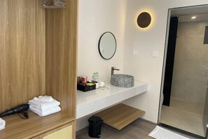 Room - Aurora Bao Anh Hotel (Binh Kien)