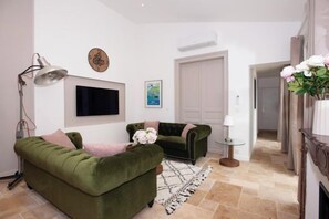 Cribs/infant beds - Les Tropéziennes de Libourne (Libourne)