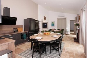 Cribs/infant beds - Les Tropéziennes de Libourne (Libourne)