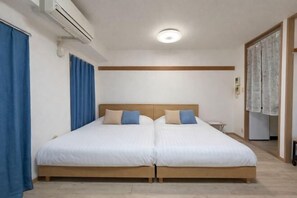 Room - YMK Oshiage 4B (Tokyo)