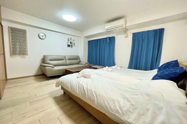 Room - YMK Oshiage 4B (Tokyo)