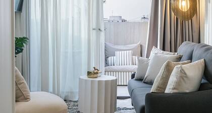 LOS 36 BY GRUPO CCOMMO