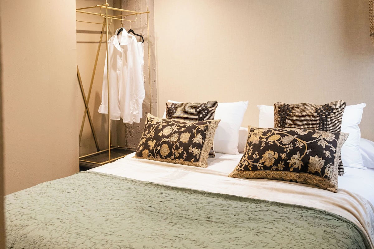 In-room safe, blackout curtains, soundproofing, free WiFi