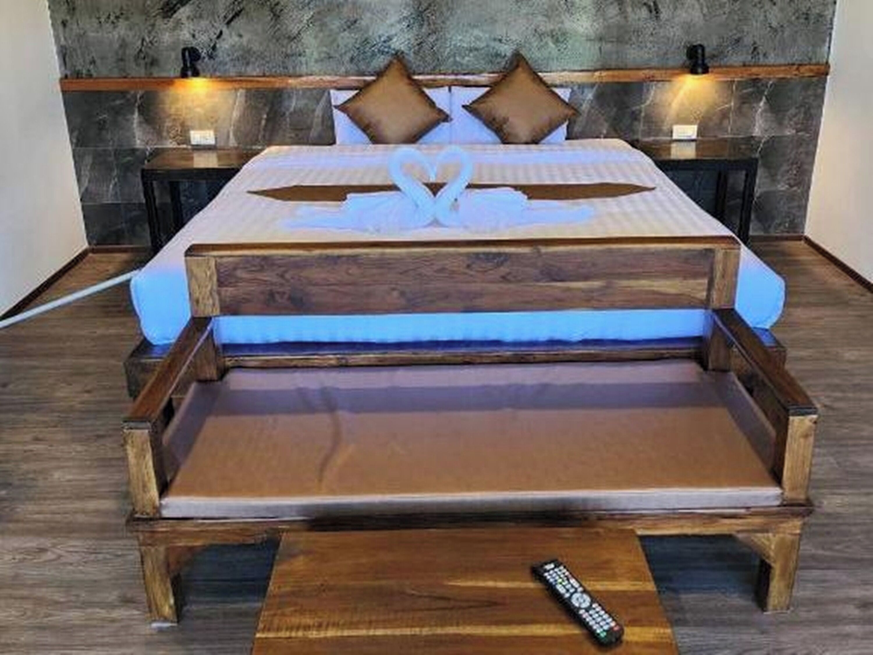 Sviitti | Työpöytä, ilmainen Wi-Fi, vuodevaatteet