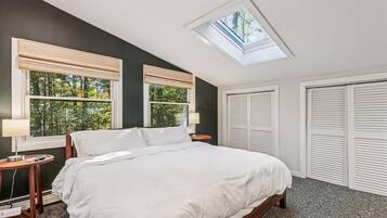 4 bedrooms, Internet, bed sheets
