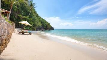 ชายหาด