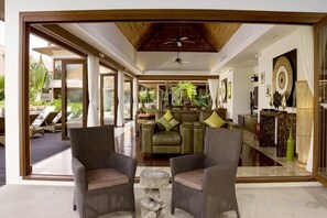 Unclassified image, 5 of 19, button - Villa Haineu (Koh Samui)