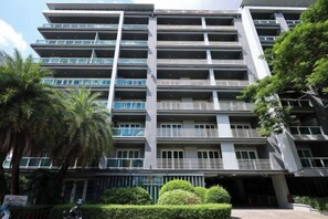 Exterior - Luxury Living in heart of Nimman (Chiang Mai)