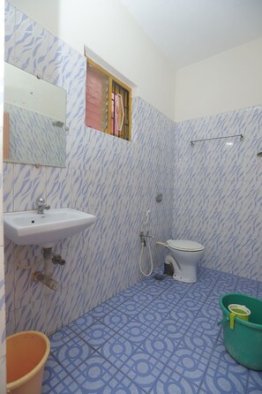 Towels, soap, toilet paper