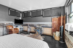 1 habitación, escritorio, wifi gratis y ropa de cama 