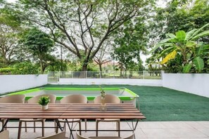 Outdoor dining - LAKE VILLA BY FEEL HOME (Putrajaya)