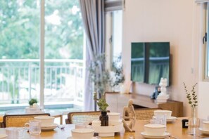 Dining - LAKE VILLA BY FEEL HOME (Putrajaya)